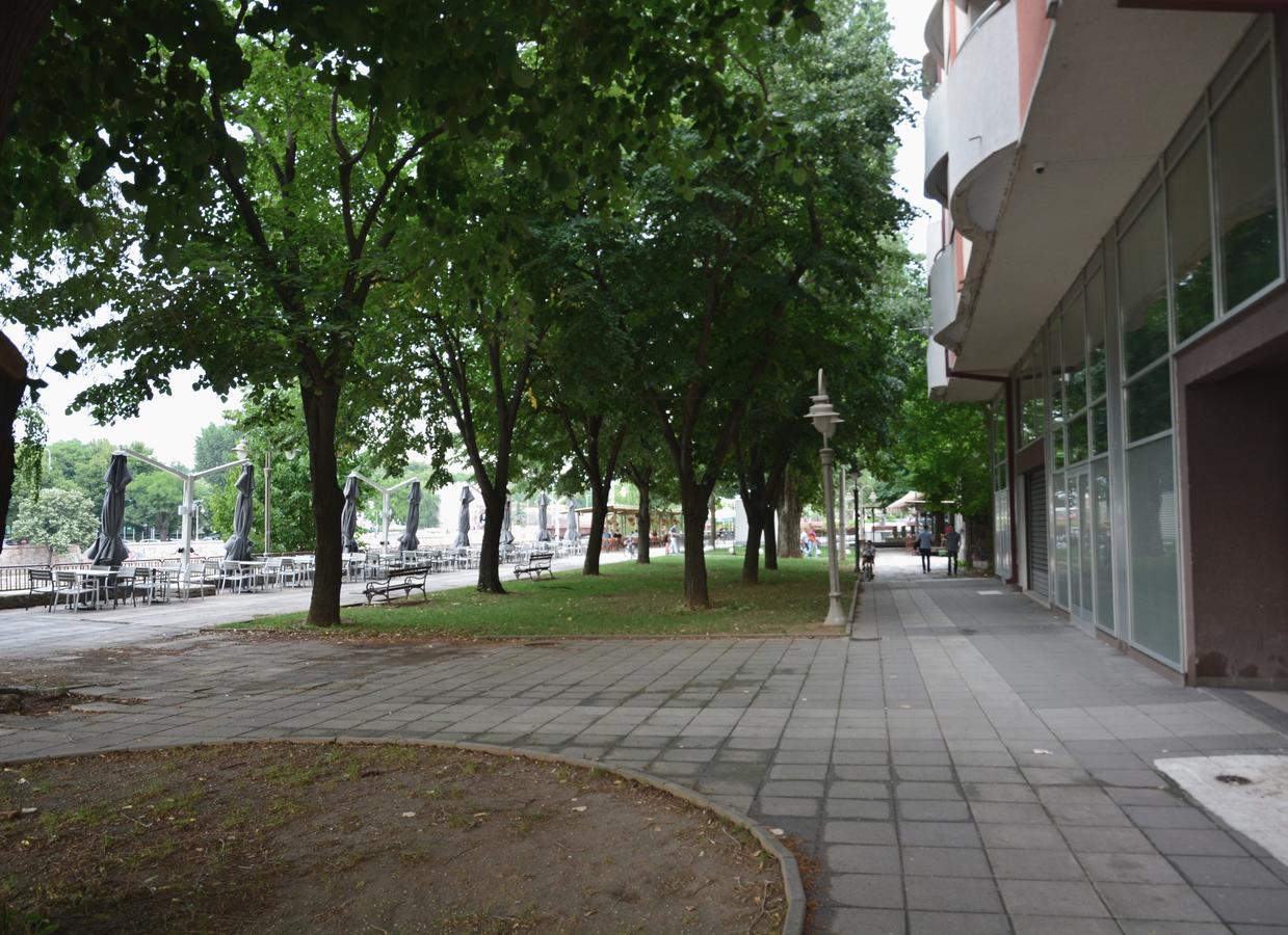 Trident Apartments 2 Ni Eksteriør bilde