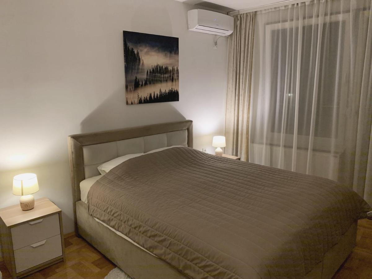 Trident Apartments 2 Ni Eksteriør bilde